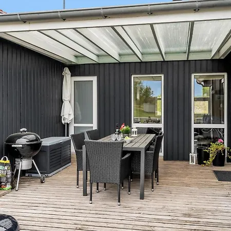Stunning In With Kitchen Vakantiehuis *